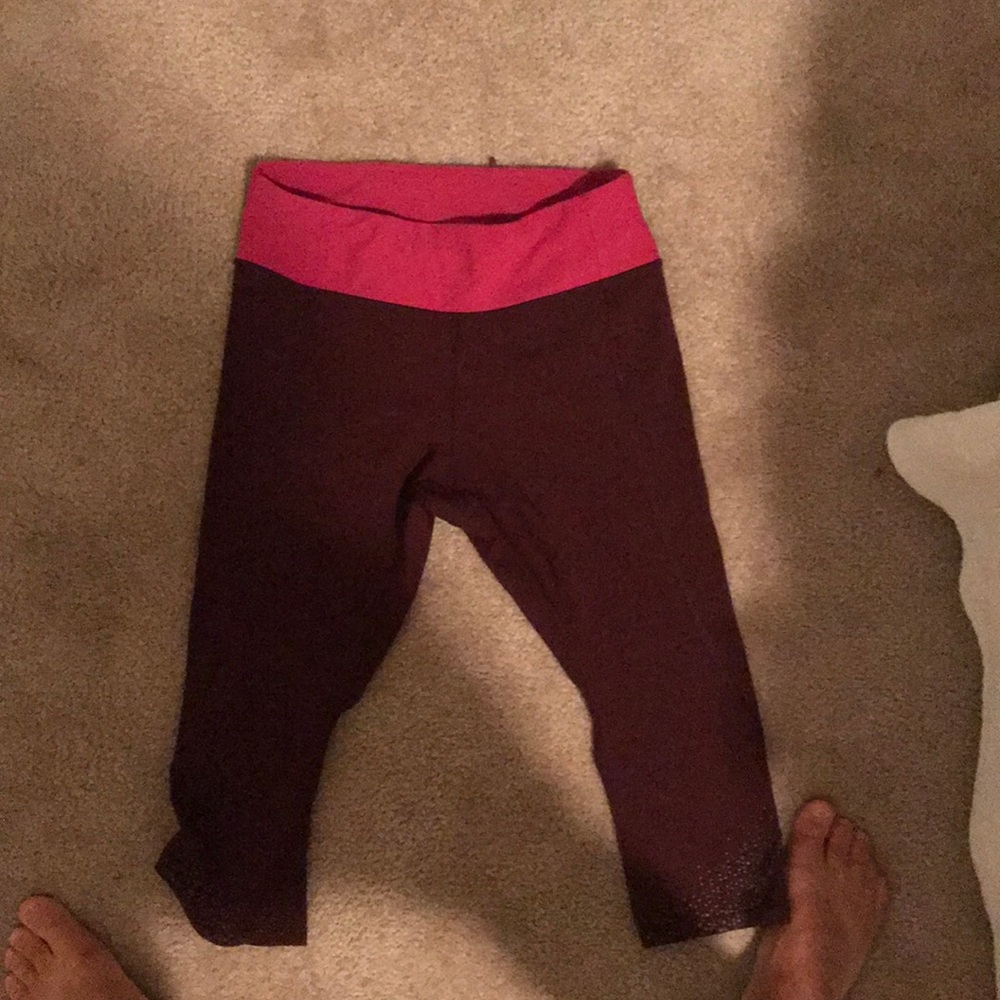 Lululemon cropped leggings 17 inches